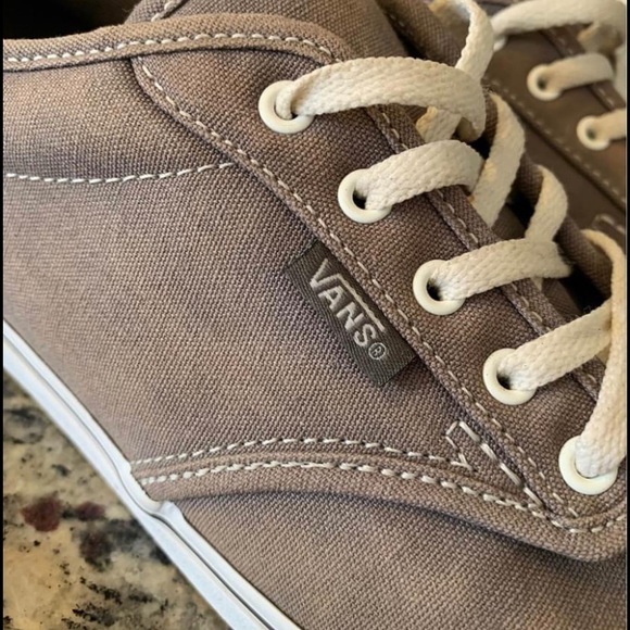 Distressed Grey Vans Size 8 Womens - Picture 3 of 6